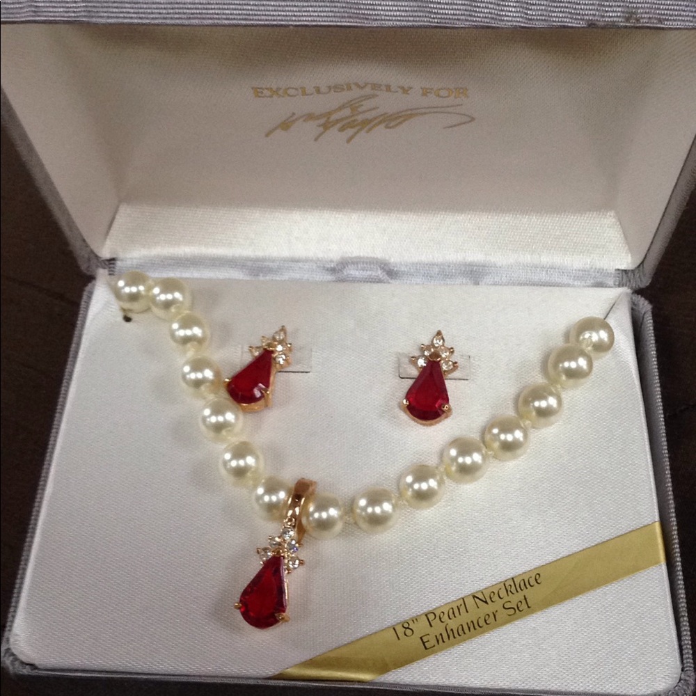 Necklace set